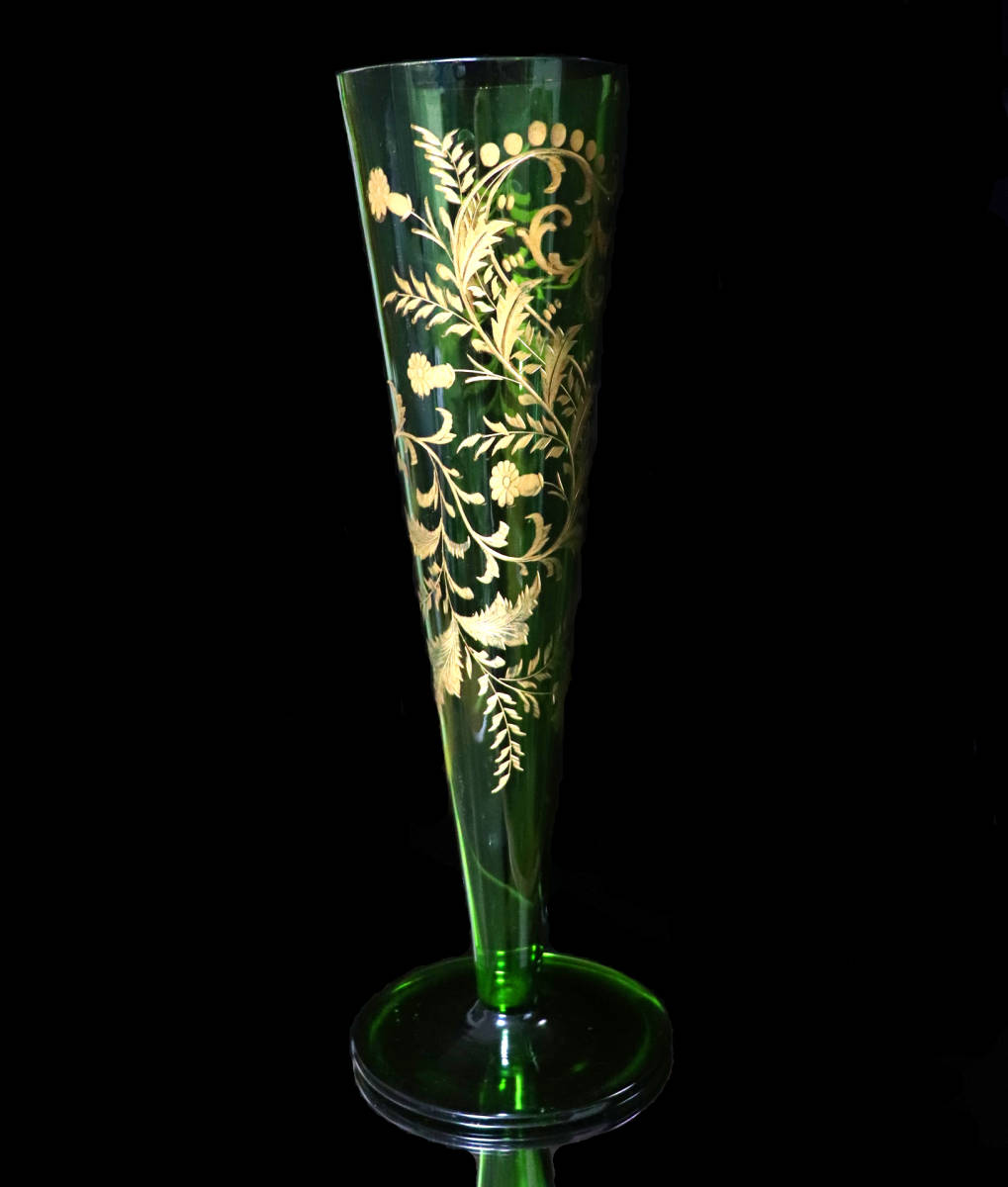 オールド・バカラ (BACCARAT) 1900年頃 緑硝子 31cm グラヴュール 金彩 大型 花瓶 アンティーク ゴールド グリーン 壺 春海商店 レア