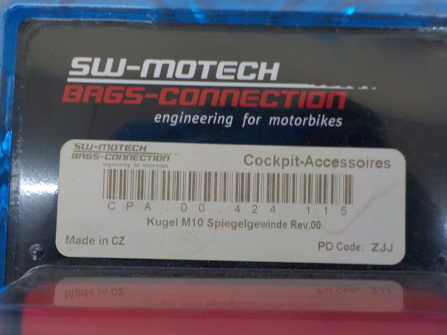 D225●○（5）新品未使用　SW-MOTECH　ラムマウント　ボールアダプタ（CPA 00 424 115）PD Code ZJJ　5-4/13（も）　1_画像3