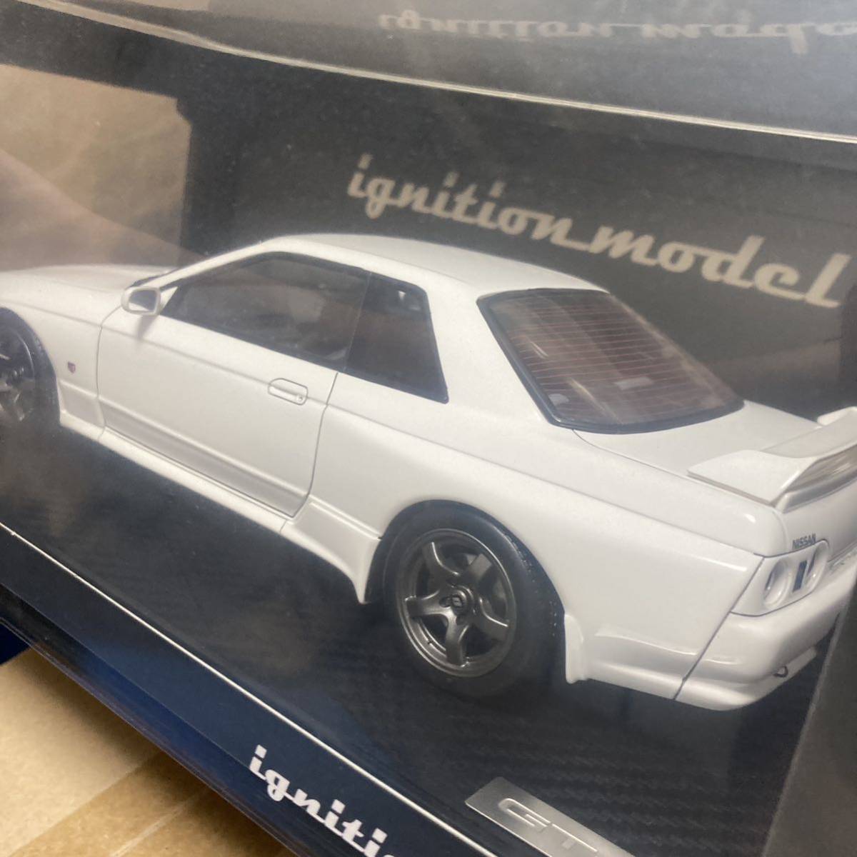 イグニッションモデル R32ニスモ白 2168-
