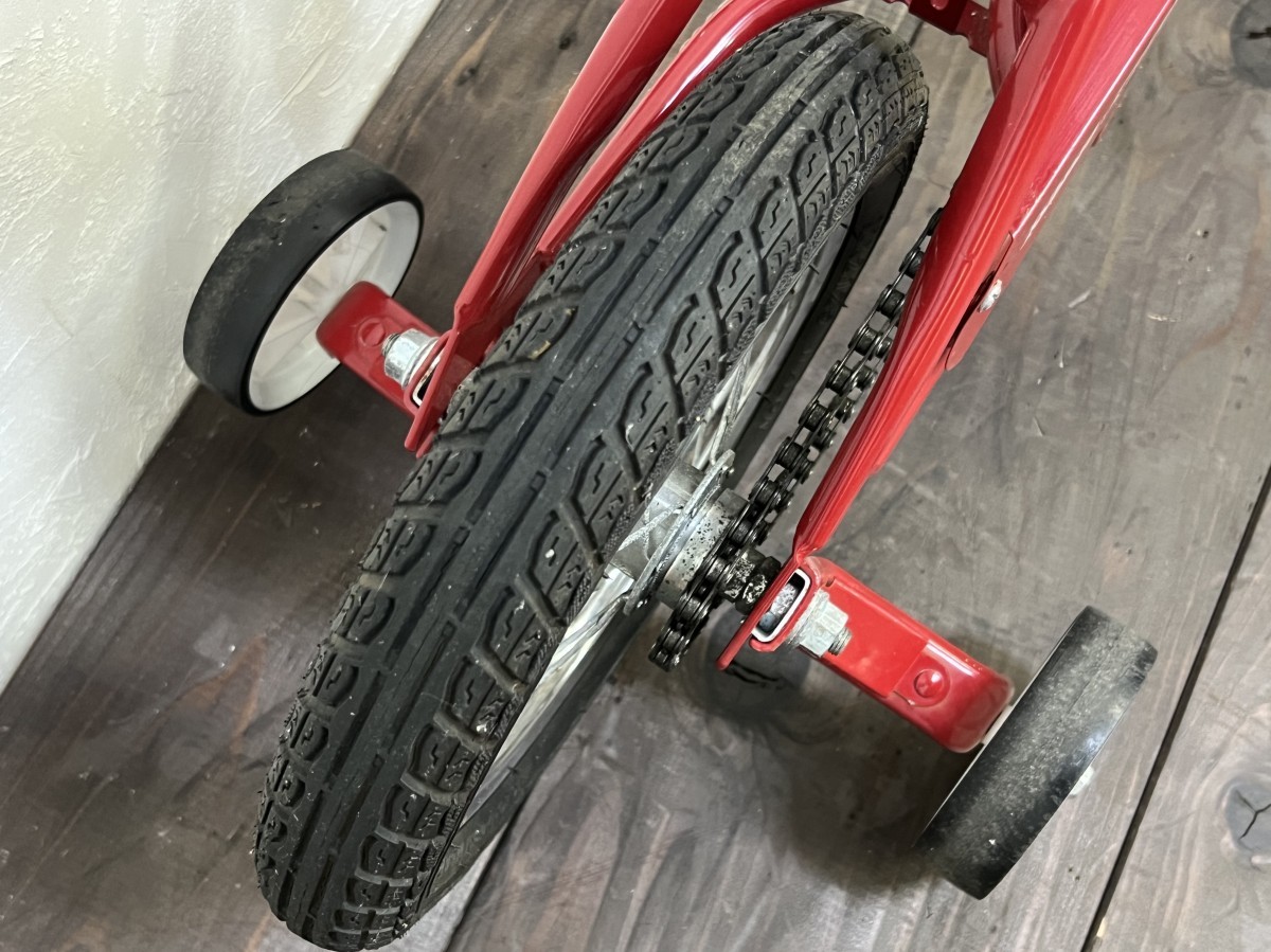 希少! RADIO FLYER ラジオフライヤー12インチ子供用自転車コマ 希少! RADIO FLYER ラジオフライヤー12インチ子供用自転車コマ