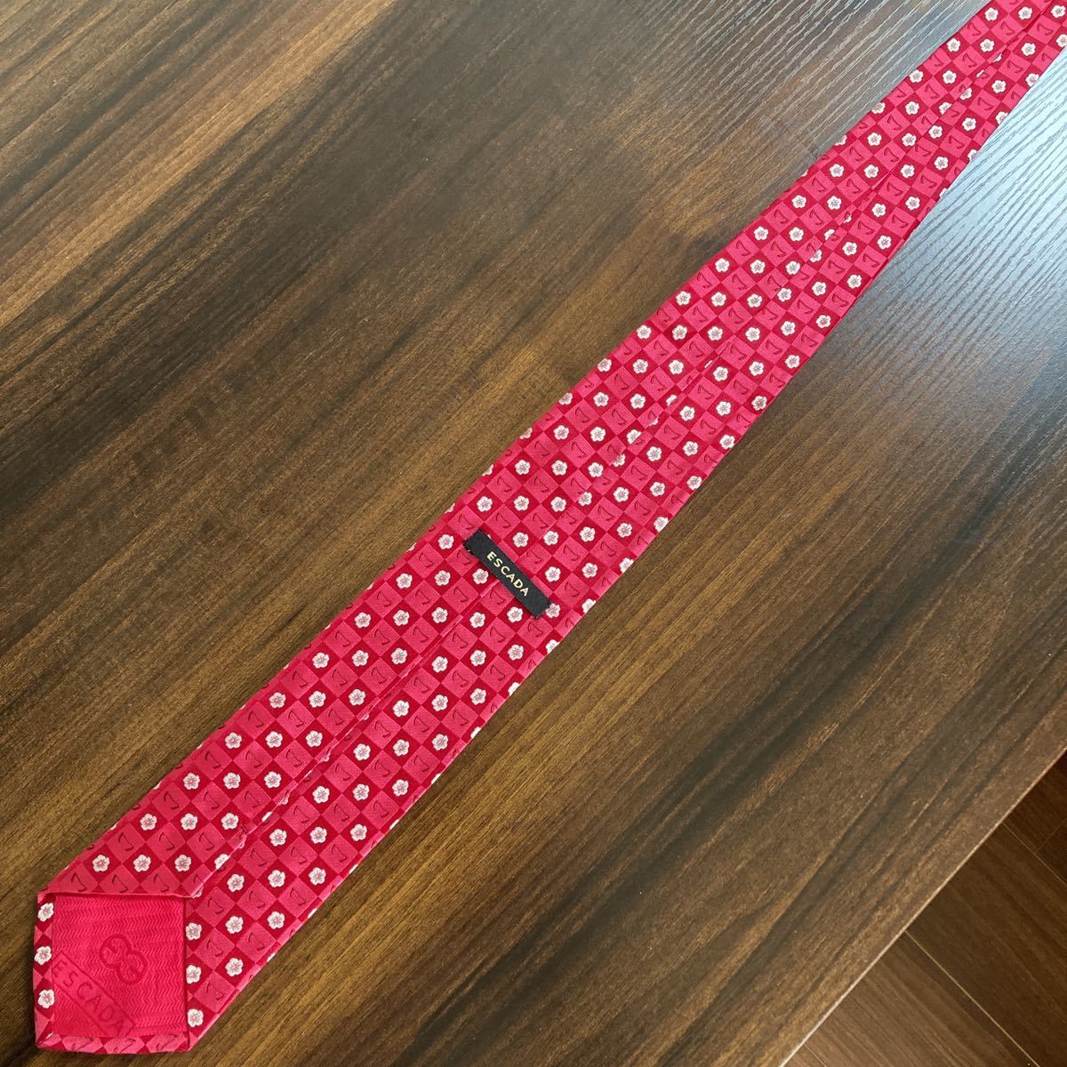 ESCADA Escada галстук розовый 