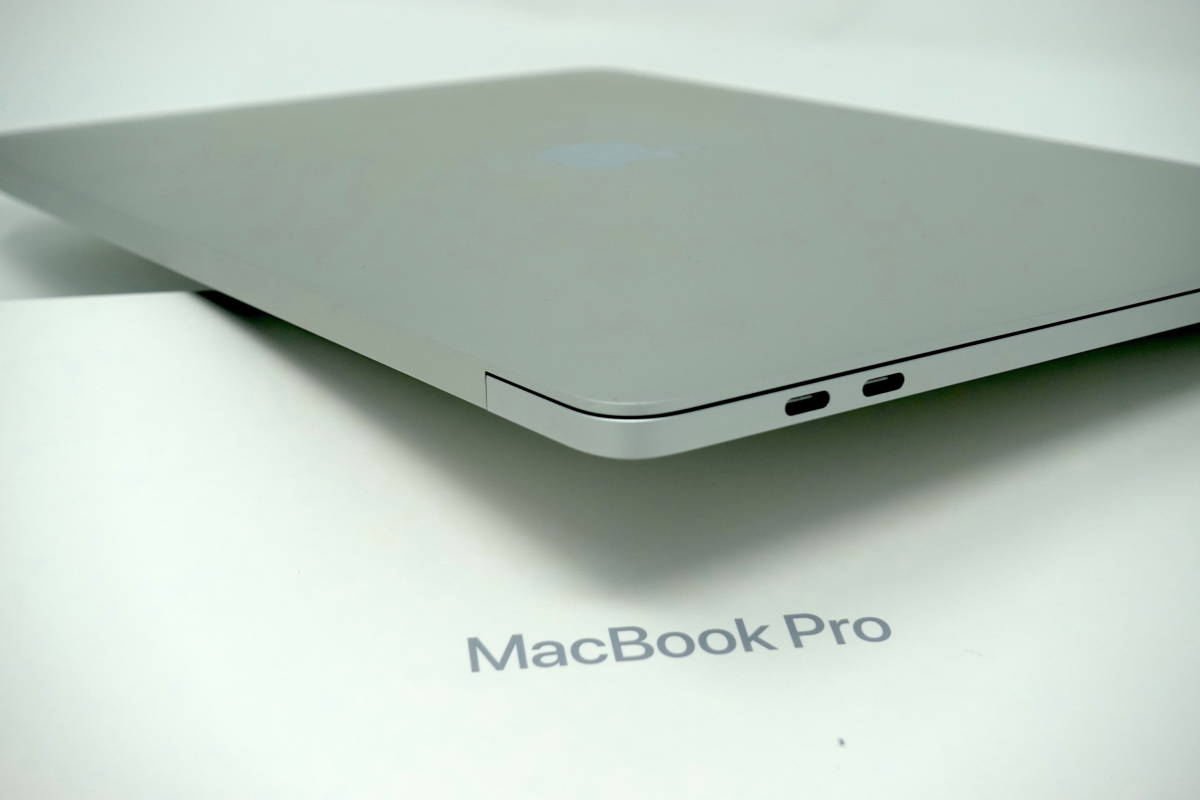 美品】MacBook Pro 13-inch 2020モデル Intel版最終 Corei5 32GB 1TB