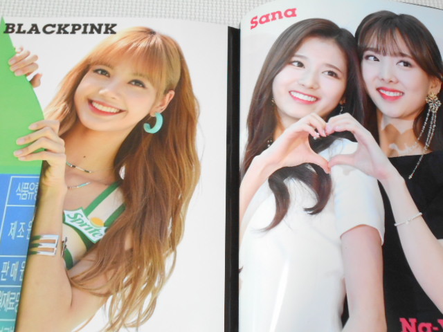 雑誌 K-POP IDOL ULTRA MAX 付録付 TWICE・BLACKPINK・MOMOLAND・Red Velvet・GFRIEND・IZ*ONE_画像3