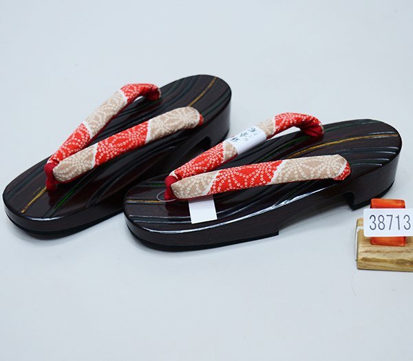 2022年製 新品】 鎌倉彫 日本製 女性用 桐下駄 駿河塗り NO38713 新品