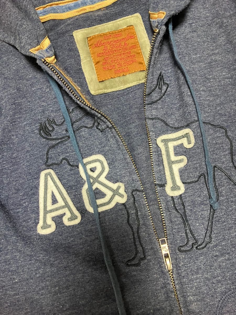 ◇Abercrombie＆Fitch アバクロンビー＆フィッチ ロゴパーカー