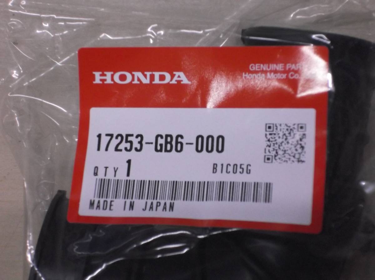 ☆新品純正 スーパーカブ90/C90/HA02-1100017～2499999 エアークリーナーコネクティングチューブ_画像4