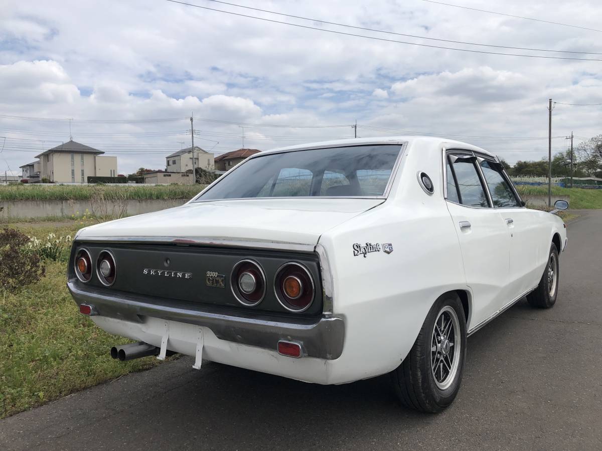 ユナイテッドトウキョウ 日産 スカイラインGC110 左ドア | www