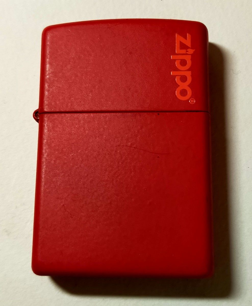 ジッポー　zippo　ライター　2004年製　レッド