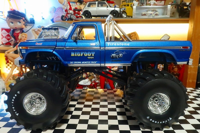 . rare *1/18 Monster Truck FIRESTONE big foot 1974 Ford F-250 Monster Truck