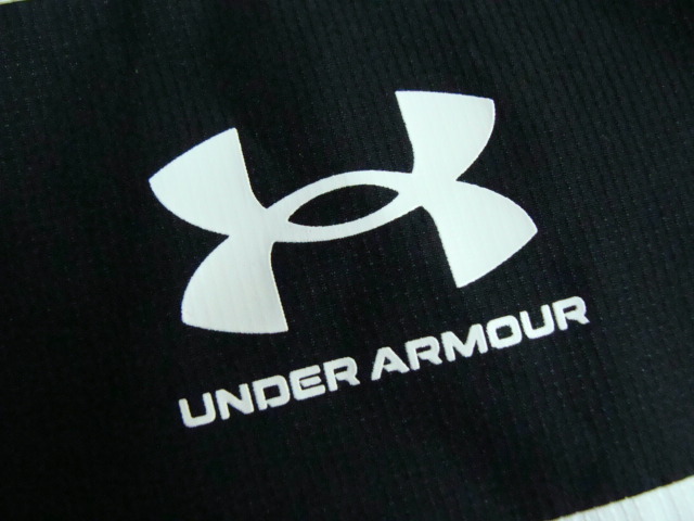 UNDER ARMOUR Under Armor Zip выше полиэстер Parker белый × чёрный (MD)