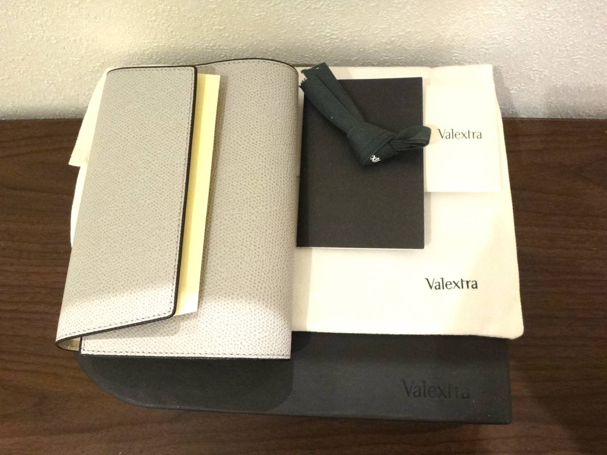 ★【新品】Valextra ヴァレクストラ ブックカバー正規代理店購入 送料無料★