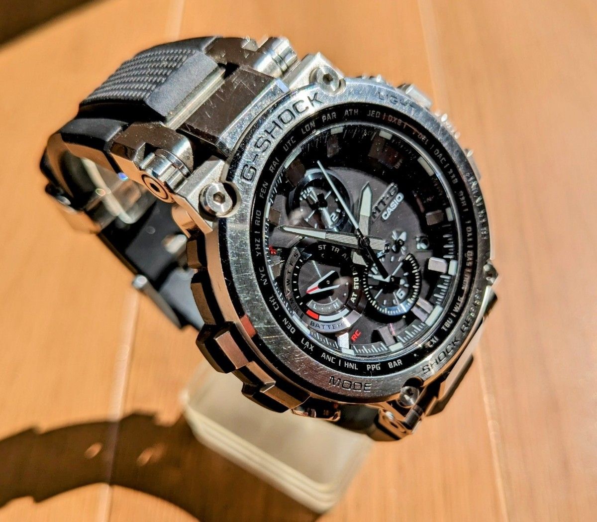 CASIO G-SHOCK MT-G Bluetooth 電波ソーラー 腕時計 MTG-B1000 CASIO G-SHOCK MT-G Bluetooth 電波ソーラー 腕時計 MTG-B1000