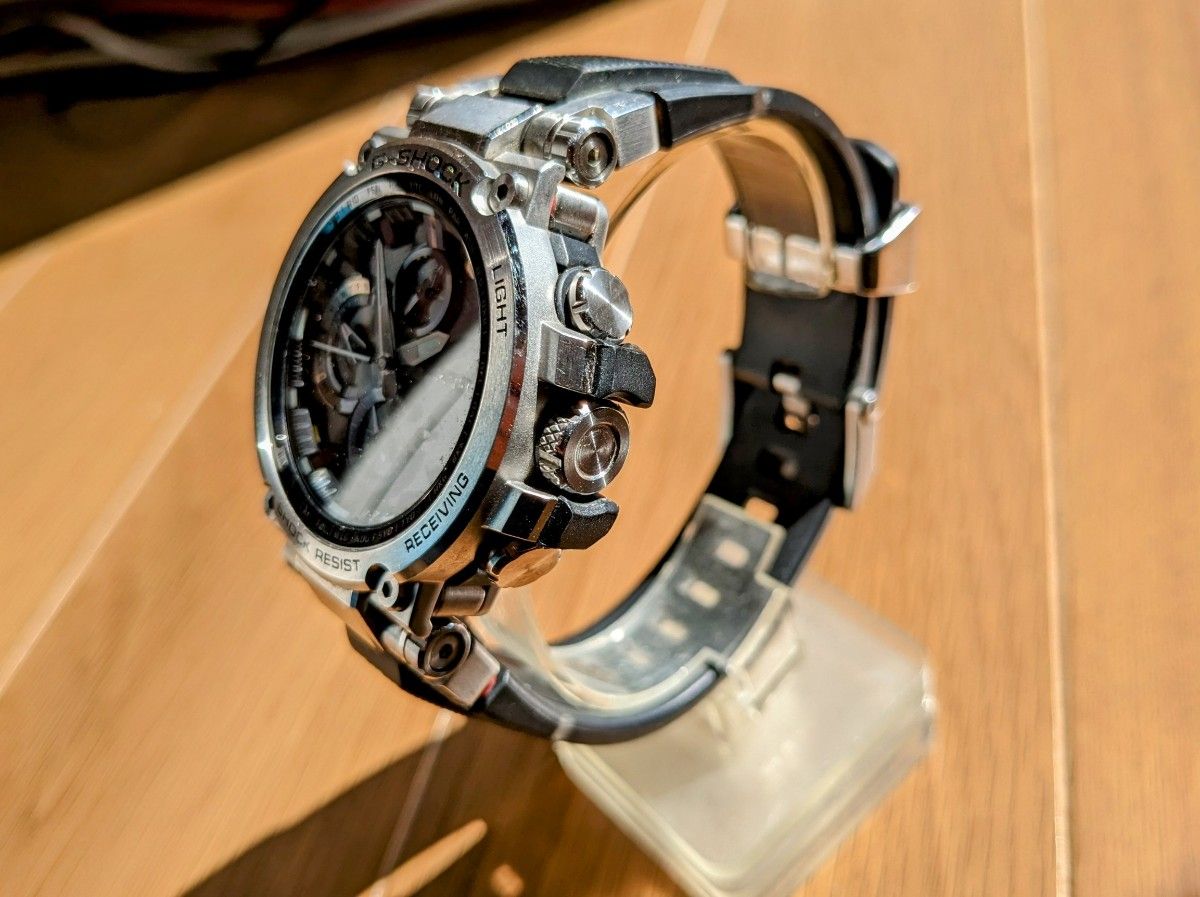 CASIO G-SHOCK MT-G Bluetooth 電波ソーラー 腕時計 MTG-B1000 CASIO G-SHOCK MT-G Bluetooth 電波ソーラー 腕時計 MTG-B1000