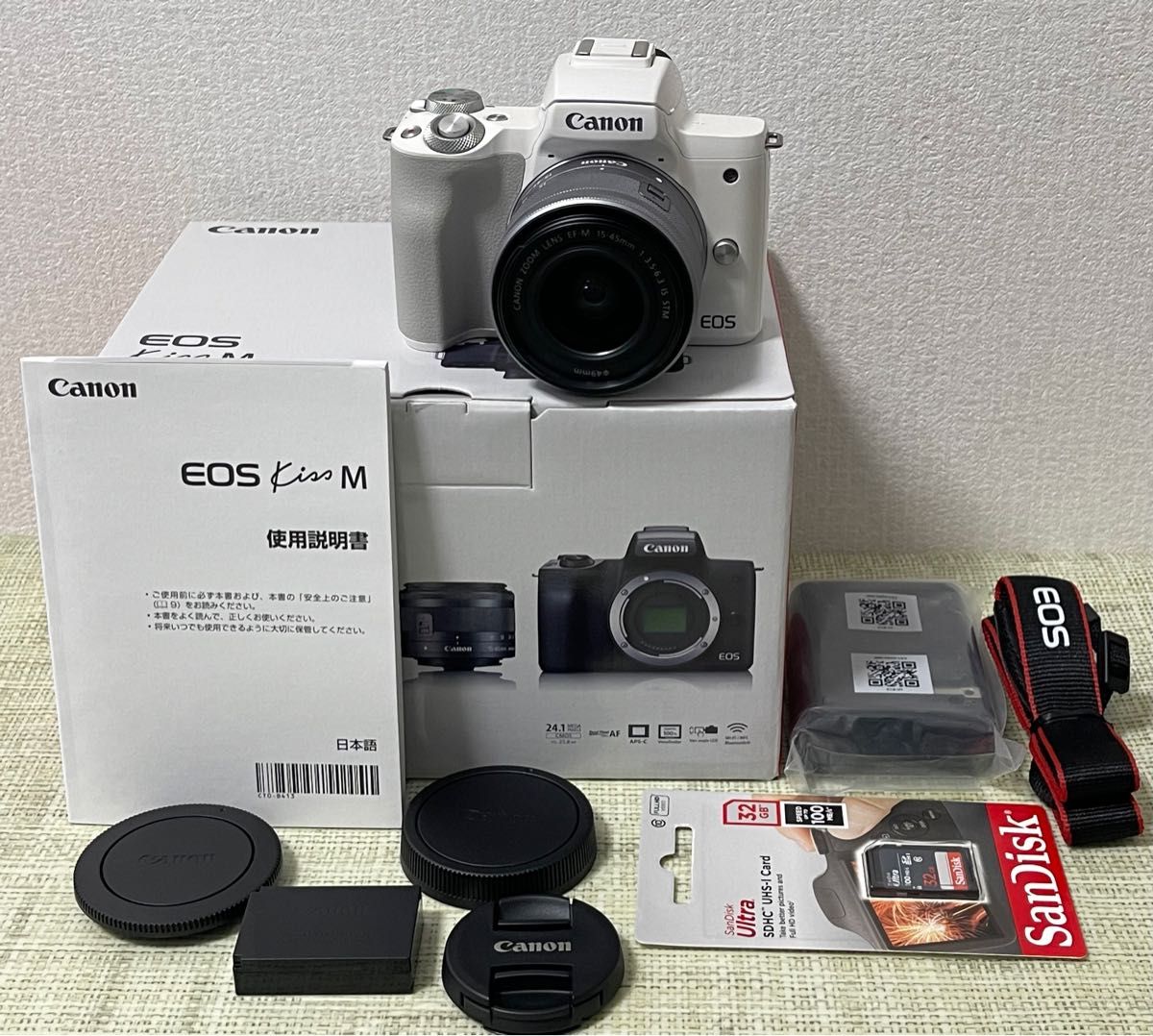 Canon EOS kiss MズームレンズキットWI-FI&Bluetooth-