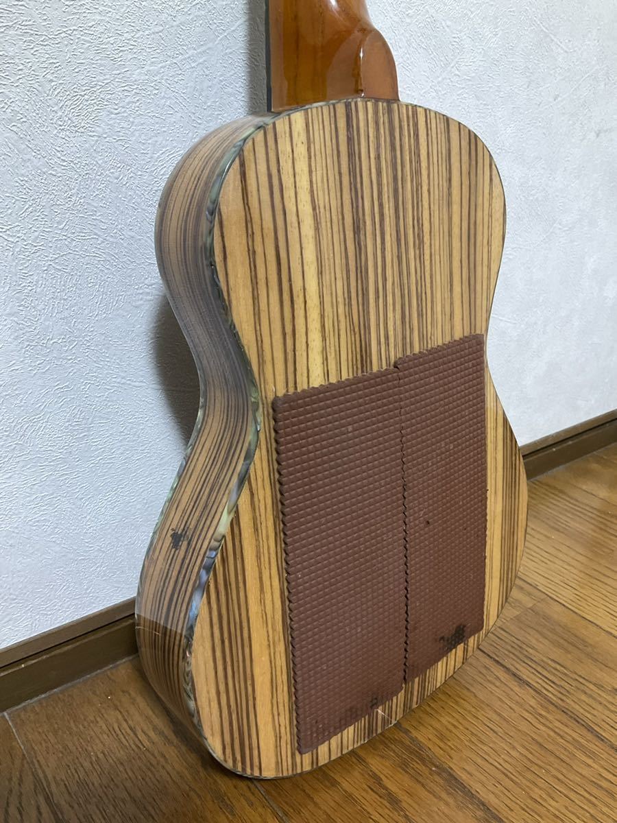 Alida コンサートウクレレ コンサートサイズ ヘッドロゴ「K」 ゼブラウッド Handcrafted Guitars 全長60cm ソフトケース付き_画像8