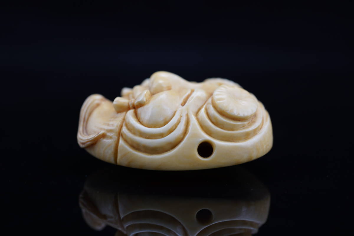 .] netsuke .. . Takumi . part . next work [.] talent surface high class material netsuke also box height jpy . collection . warehouse author beautiful goods 4-19 inspection :. sphere .. thing seal case 