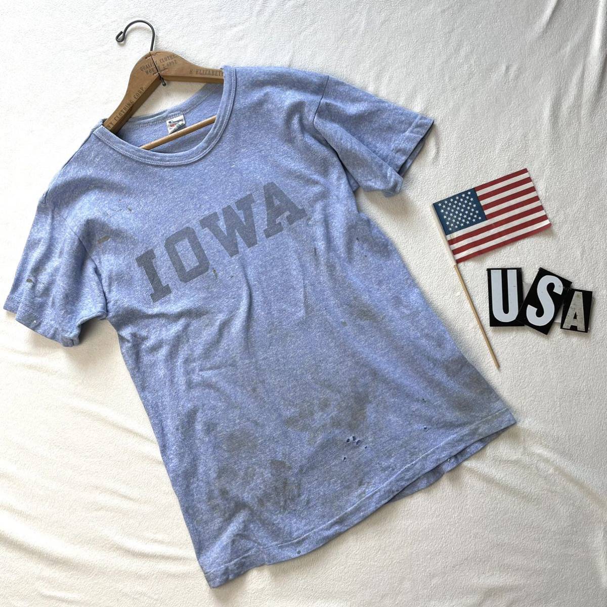 雰囲気抜群！８０ｓ染み込みIOWAチャンピオントリコタグ霜降りブルービンテージＴシャツＵＳＡ製アメリカ８０年代ヴィンテージ半袖Tシャツ