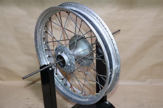  Suzuki van van 200 NH41A переднее колесо 18×2.50 S211-26