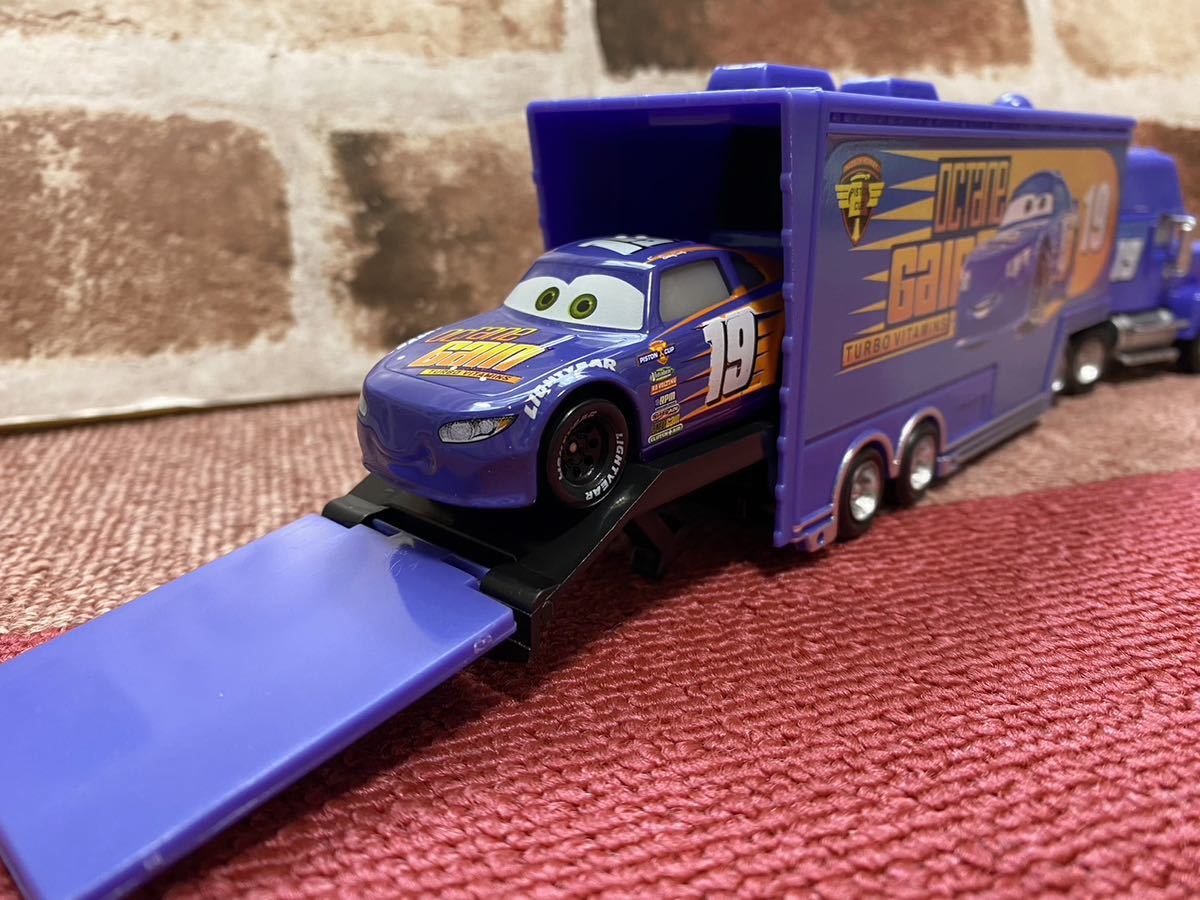 ディズニーマック トラック トレーラーカーズミニカー ボビー・スウィフト2台の画像6