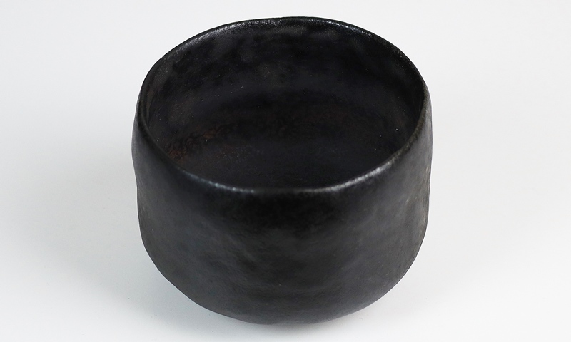 Yahoo!オークション - 【杉本貞光(寺垣外)】最上位作 黒茶碗 共 Yahoo!オークション - 【杉本貞光(寺垣外)】最上位作 黒茶碗 共