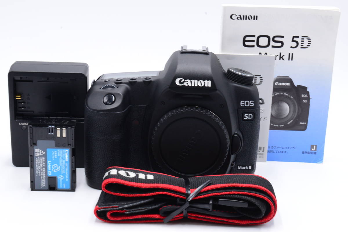 シャッター回数『8661』キャノン　Canon デジタル一眼レフカメラ EOS 5D MarkII ボディ