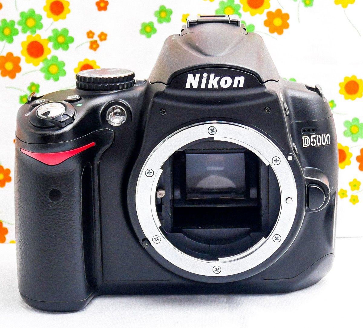 美品 Nikon D5000☆高画質☆動画撮影☆すぐに使える！☆付属品多数