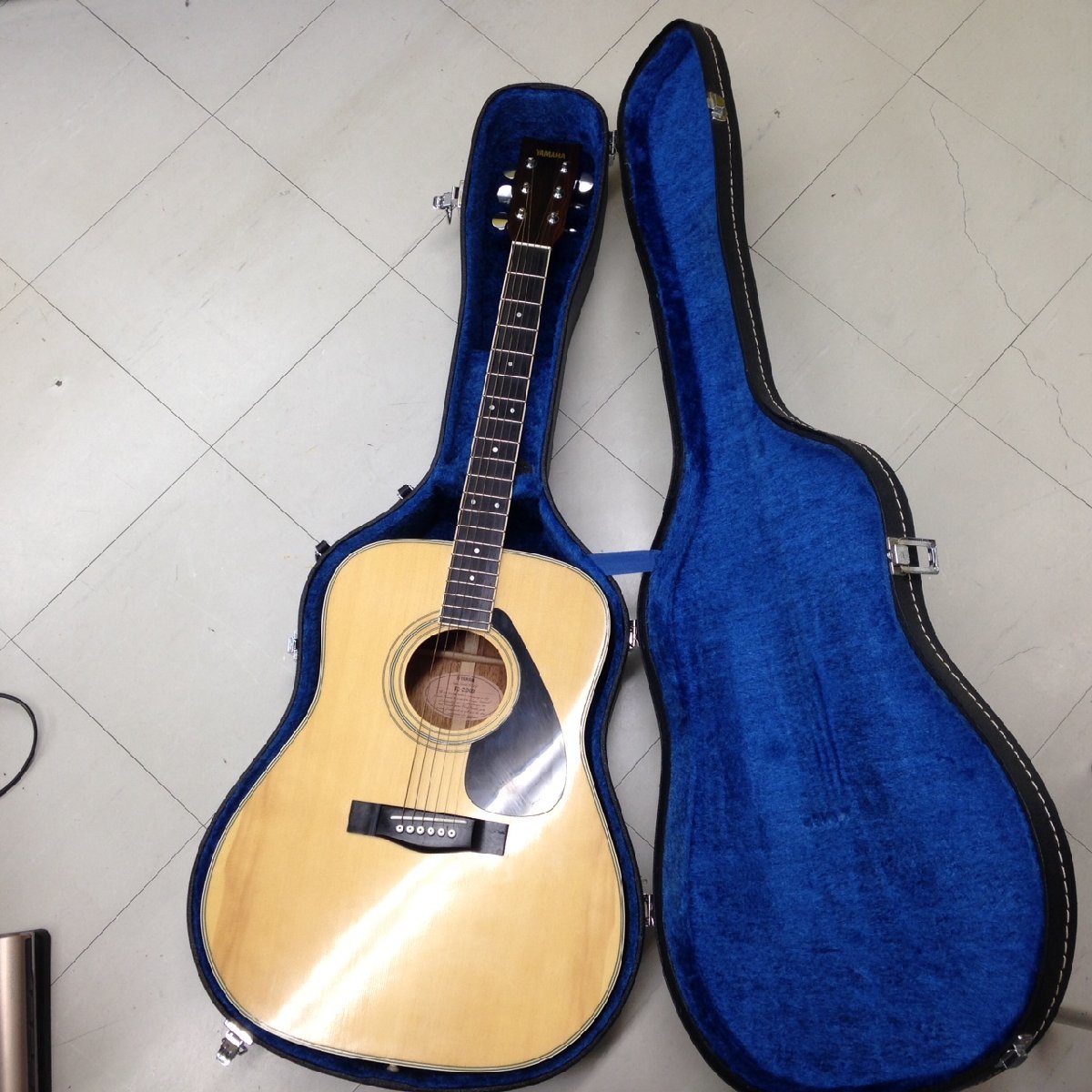【中古品B】YAMAHA(ヤマハ) アコースティックギター FG-200D ※ハードケース付き（管理番号：063112）