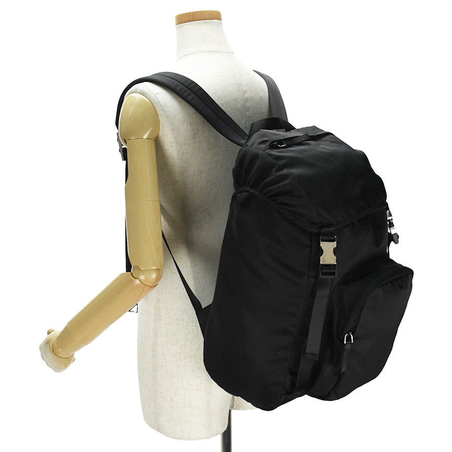 最新情報 PRADAプラダ○V135○ナイロンリュック○黒 美品】PRADA