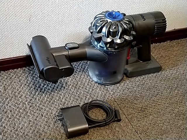 SALE】 Dyson DC62 ダイソンハンディクリーナー モーターヘッド付属