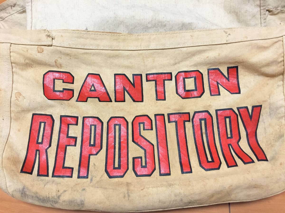 [CANTON REPOSITORY] News paper back paint Logo Vintage goods 