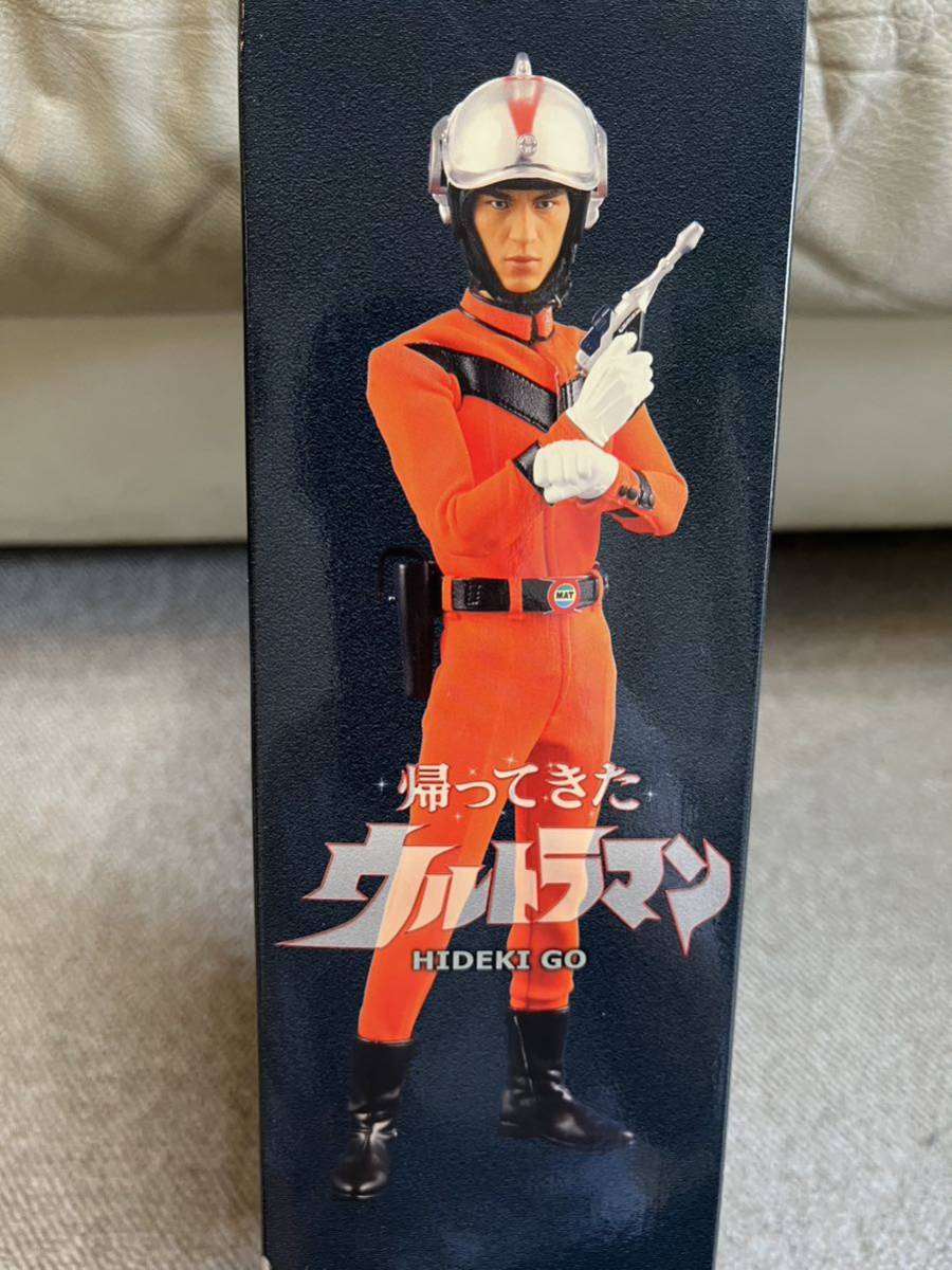 帰ってきたウルトラマン 郷秀樹 RAH351 メディコムトイ リアル