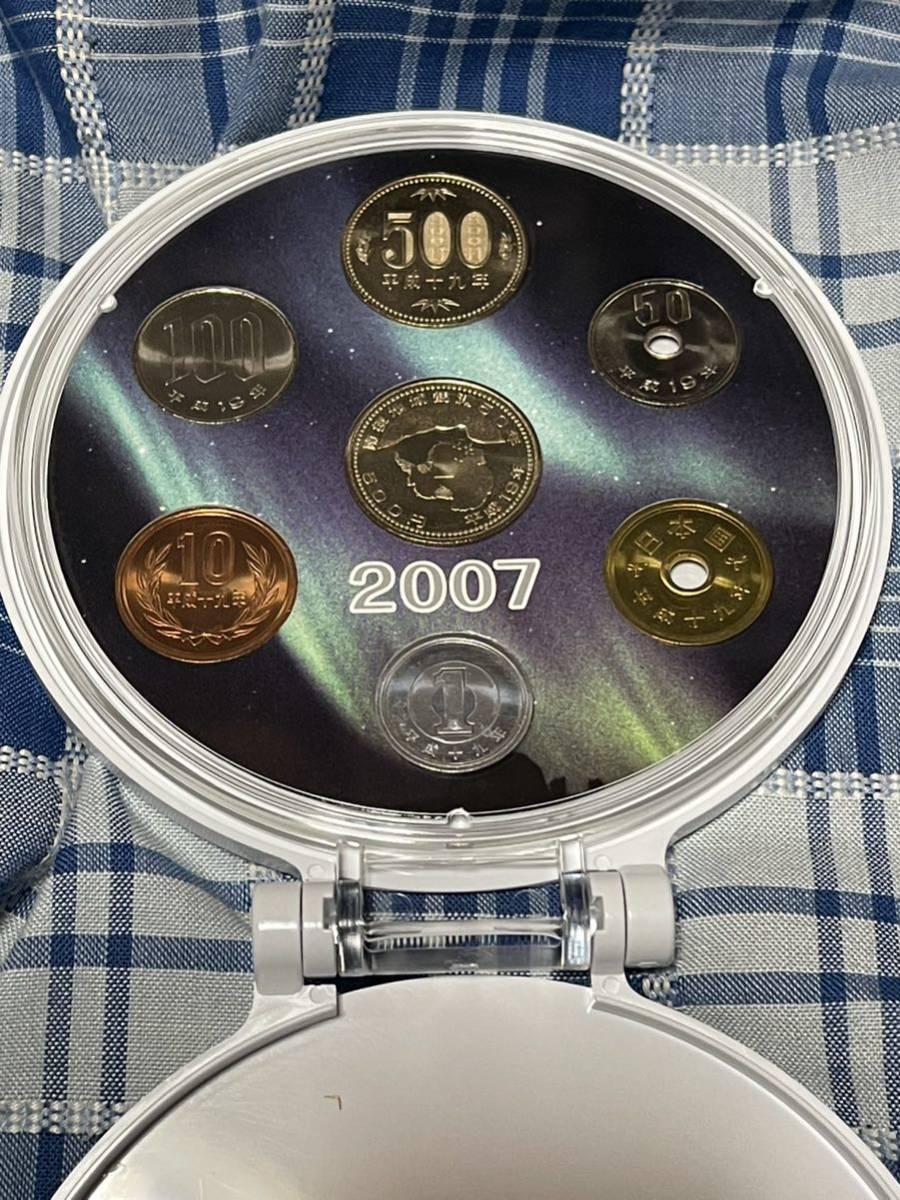貨幣セット 南極地域観測50周年記念5百円ニッケル黄銅貨幣_画像7
