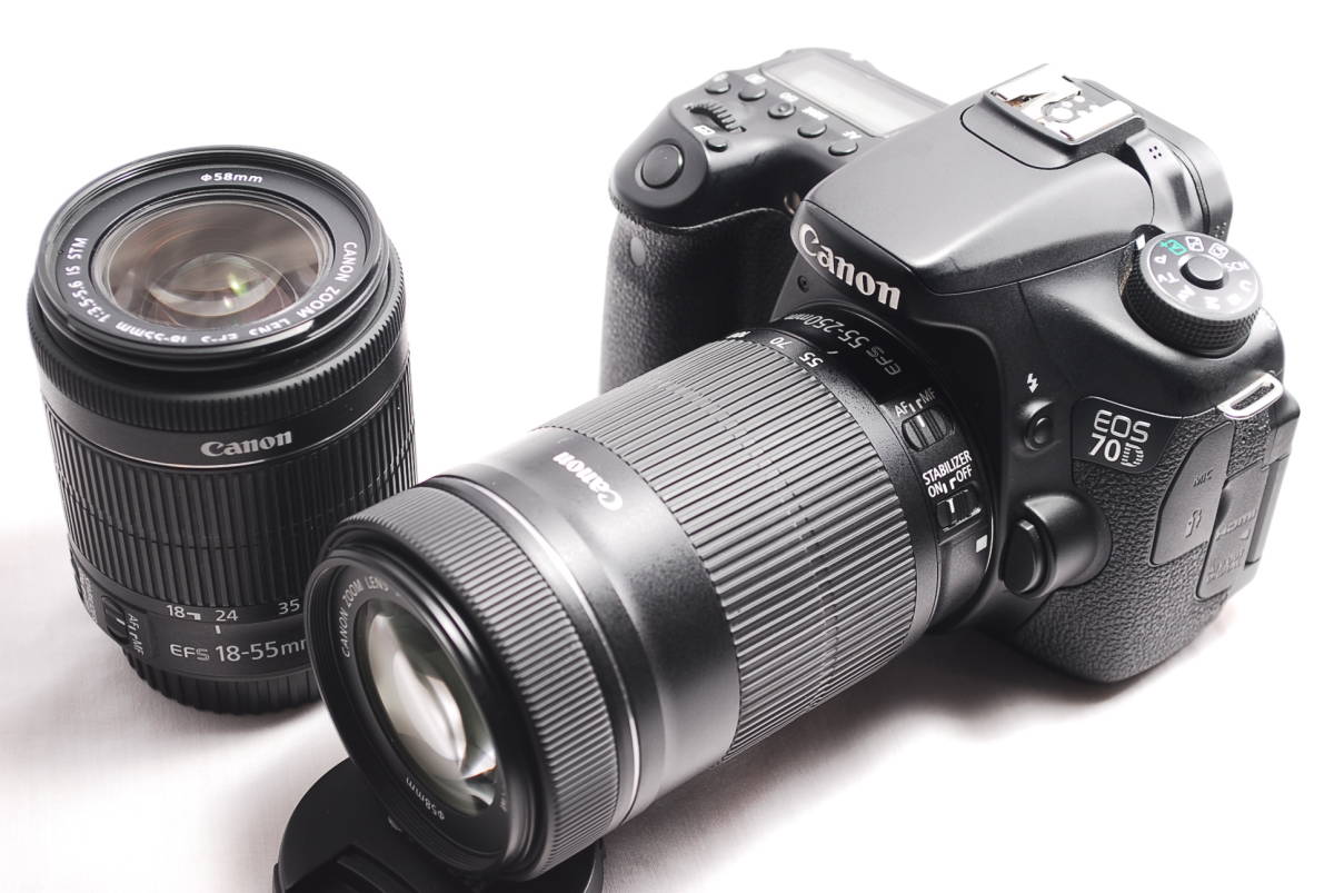 極美品★Canon キヤノン EOS 70D ダブルズームキット 元箱 付属品一式付き★おまけ+安心保証♪
