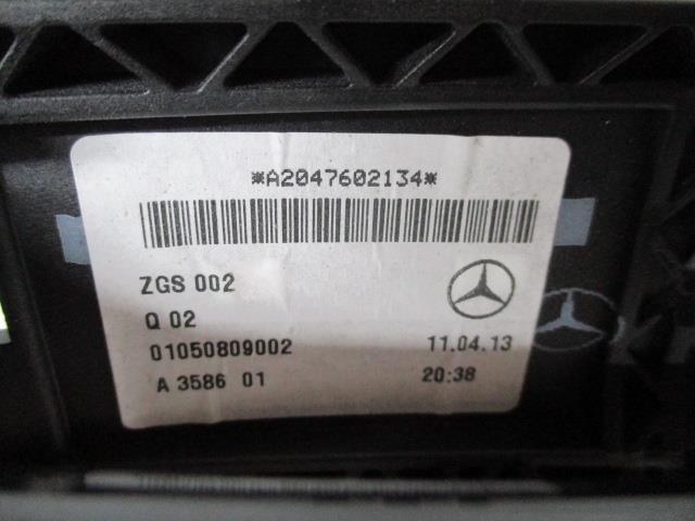 25 год Benz SLK200 R172 DBA-172448 левый наружная ручка двери A2047602134 162239 4185