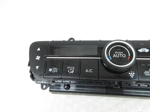 R2年 NーBOX カスタムG 6BA-JF3 A/Cエアコンスイッチパネル 79600-TTA-J63 183379 4487_画像2