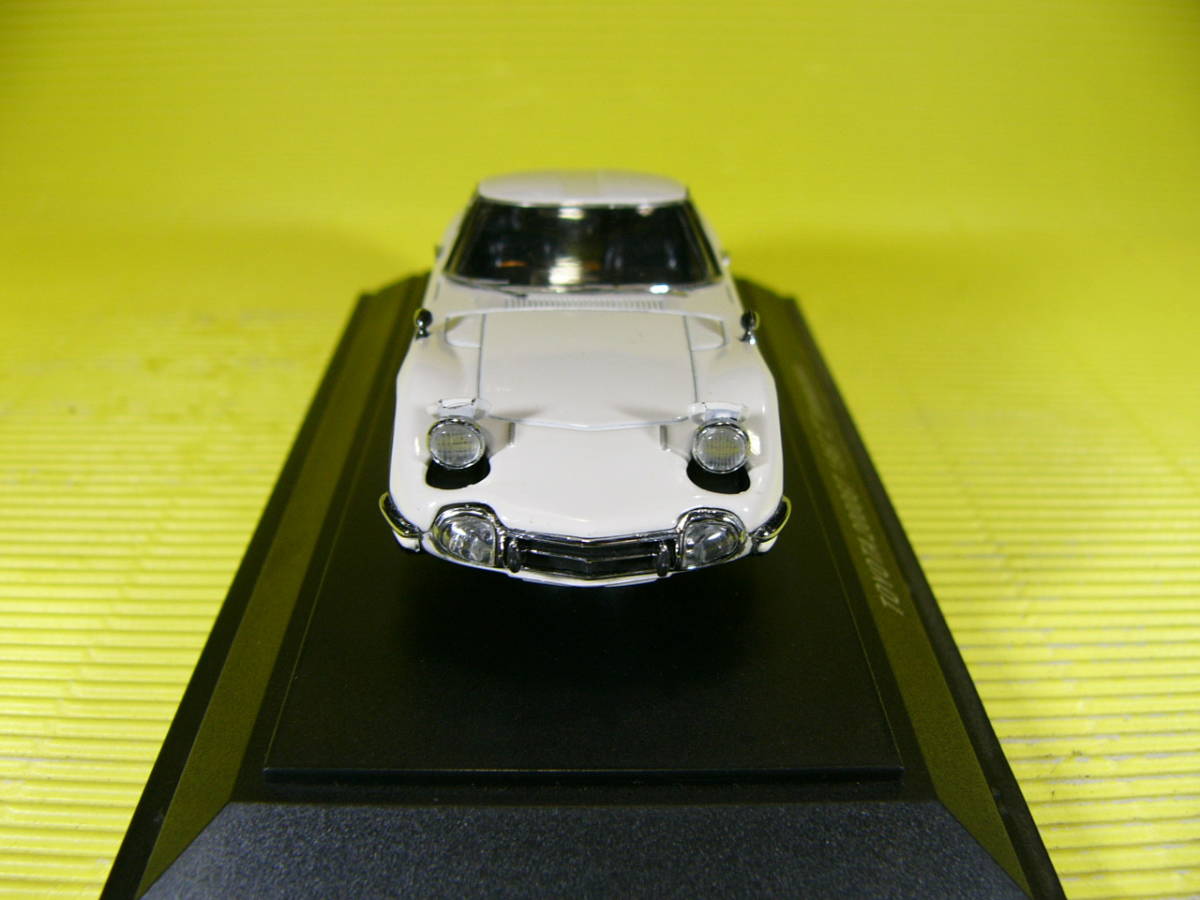 エブロ 1/43 トヨタ 2000 GT 1967 2nd プロダクション 白 ジャンク (最安送料レタパ520円)_リトラクタブルヘッドライトオープン時