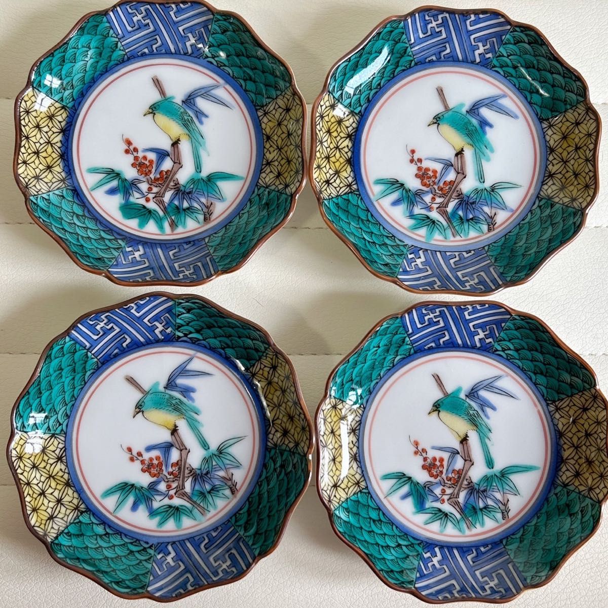 九谷焼 晃山窯 小皿 4枚セット 花鳥 色絵 豆皿 輪花皿 八角皿 古伊万里