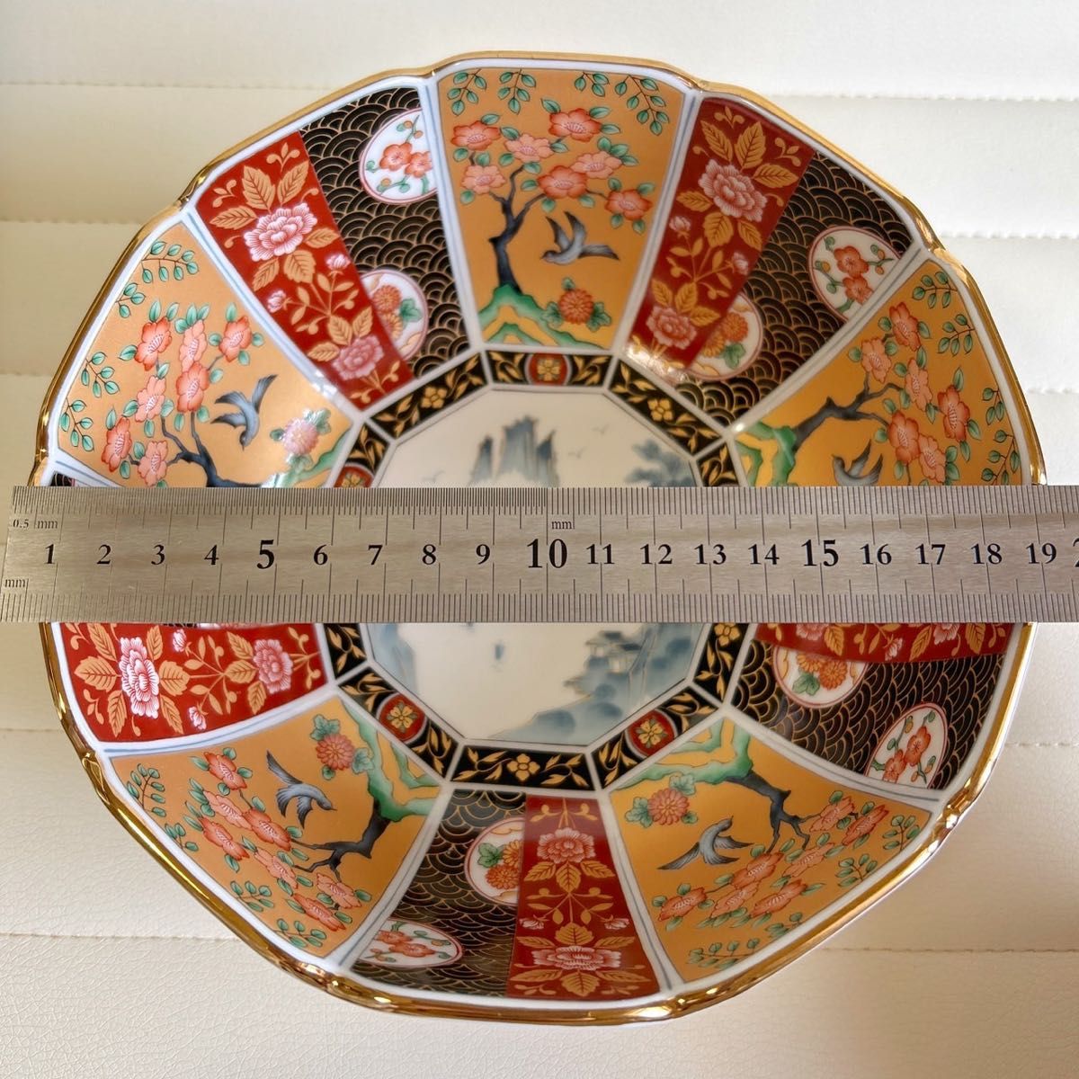 有田焼 弥生窯 大鉢 間取染錦花鳥 盛鉢 菓子鉢 金彩 色絵 古 有田焼 弥生窯 大鉢 間取染錦花鳥 盛鉢 菓子鉢 金彩 色絵 古