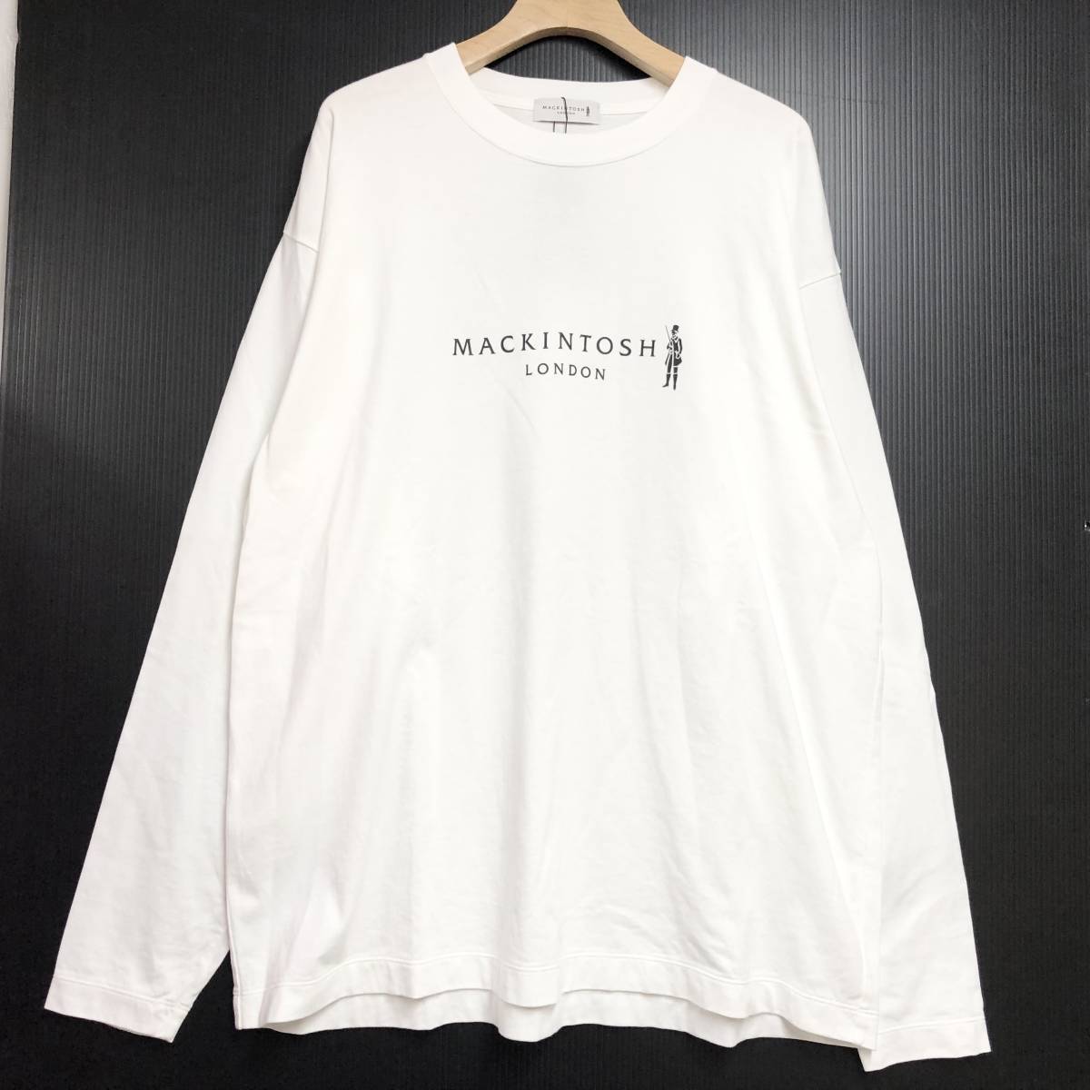 ○★新品未使用　MACKINTOSH LONDON（マッキントッシュ ロンドン）　ロゴプリントTシャツ　L　ホワイト★○_画像1