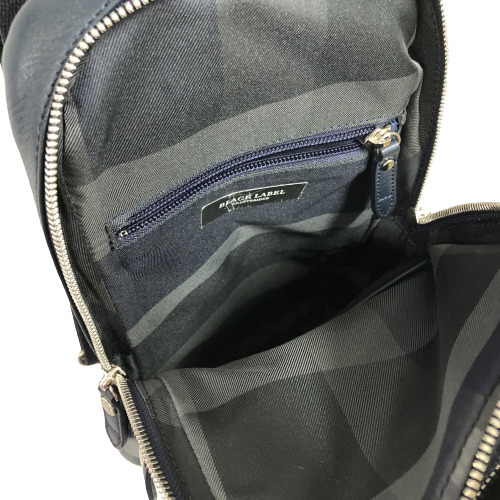 ○☆新品 未使用 BLACK LABEL CRESTBRIDGE ボディバッグ レザー