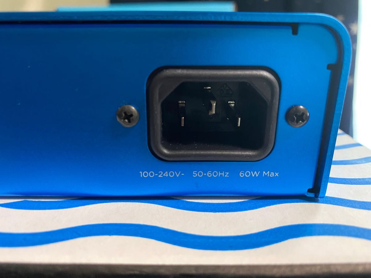 strymon Zuma ストライモン ズーマ 無印 9ポート パワーサプライ strymon Zuma ストライモン ズーマ 無印 9ポート パワーサプライ