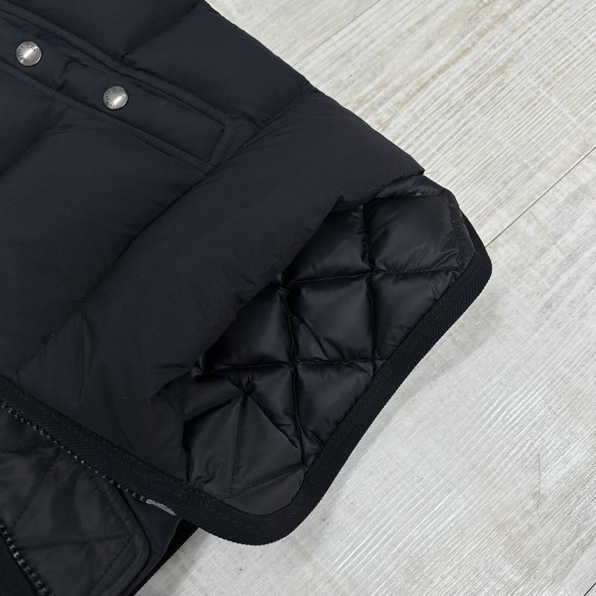 MONCLER モンクレール TANGUY タンギ ダウン ジャケット DOWN サイド