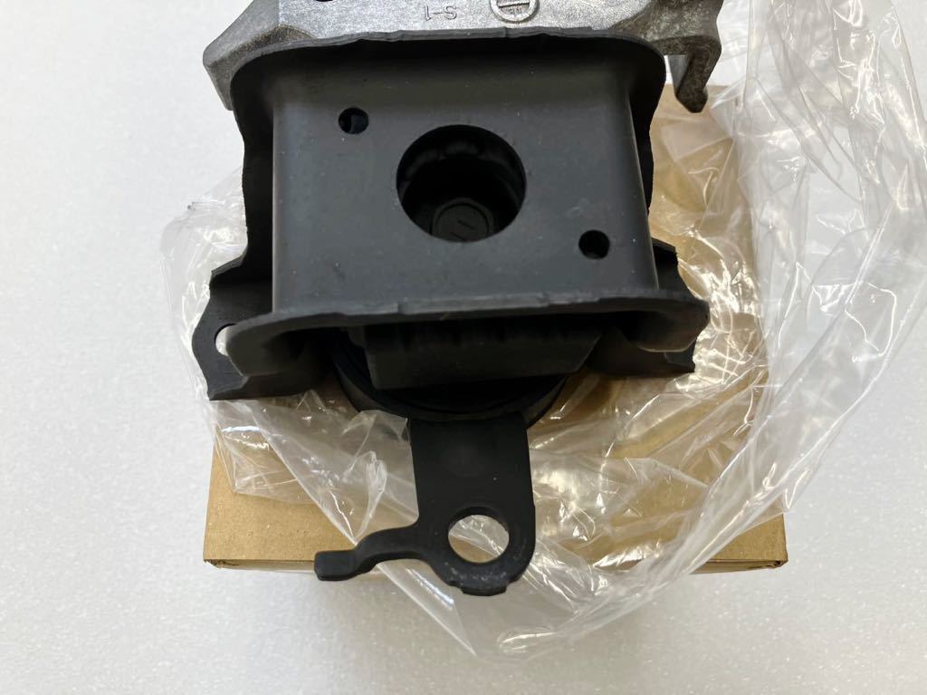 Yahoo!オークション 12305B2143 エンジン マウント 75系 右 ダイハ...