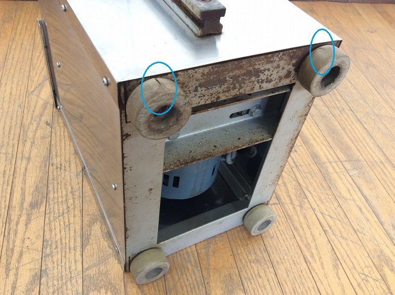業務用厨房機器/兼八産業/業務用自動缶切機/電動缶オープナー】 業務用厨房機器/兼八産業/業務用自動缶切機/電動缶オープナー】