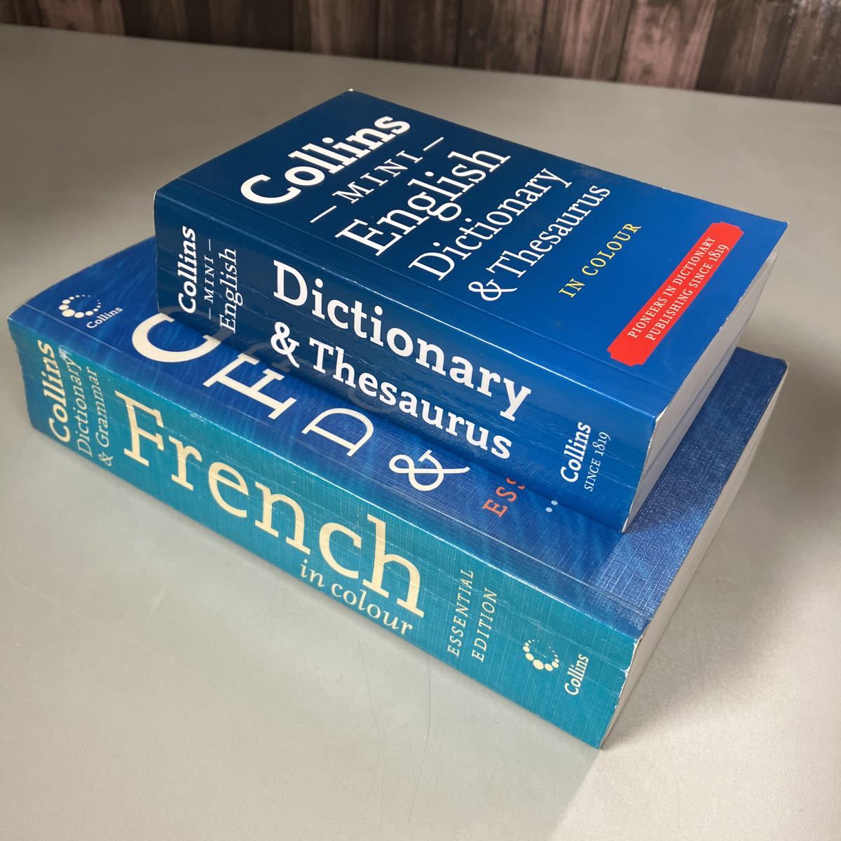 洋書 2冊セット　Collins Dictionaries コリンズ英語辞典(ミニ辞書) ●Collins French Essential コリンズ フランス語辞典●A1941-1_画像10