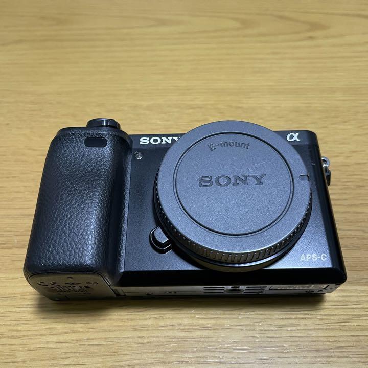 超激安 【おまけ付き】ソニーα6000ダブルレンズキットシルバー SONY