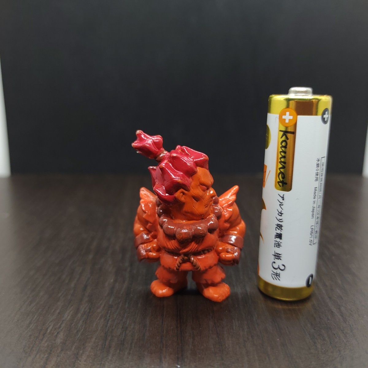  Street Fighter .. color mini figure orange * scratch, peel off have 