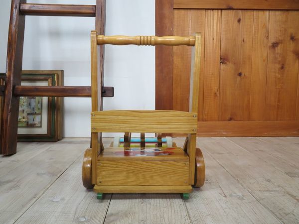[ used / long-term keeping goods / maintenance settled ] tea agriculture house . shop from go out came clattering for searching = Showa Retro / wooden / toy / wooden handcart /. sickle kama .../D0423