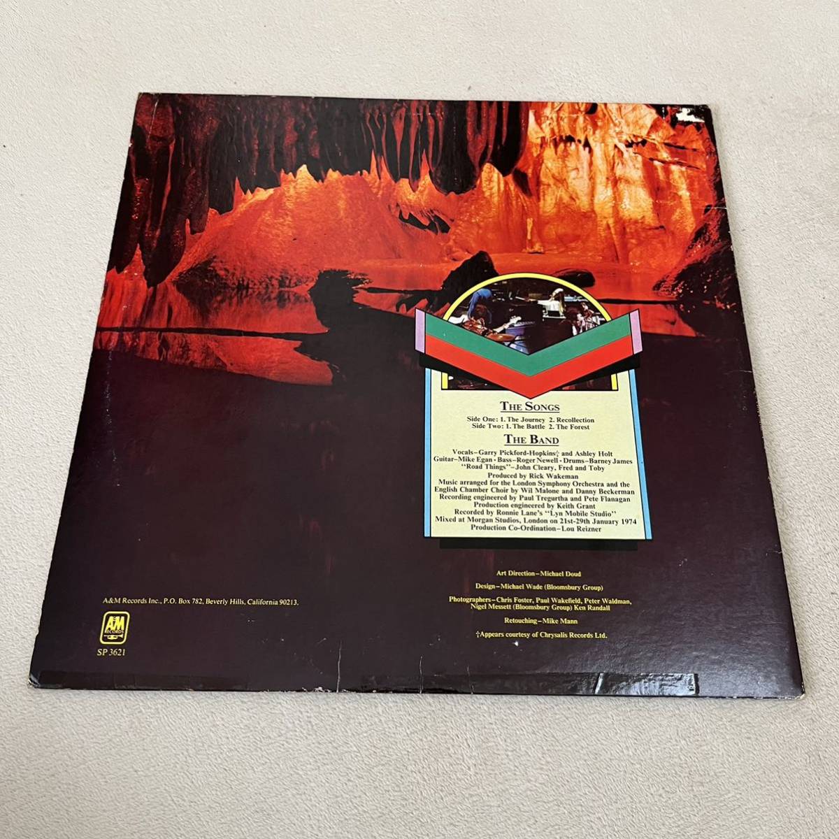 【国内盤帯付ポートレート付】リックウェイクマン 地底探検 JOURNEY TO THE CENTER OF THE EARTH Rick Wakeman / LP レコード / GP-226_画像2