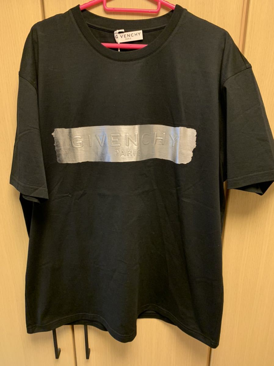 正規 未使用 23SS Givenchy by Matthew Williams ジバンシィ マシューウィリアムス シルバーテープ ロゴ Tシャツ 黒銀 XL BM711D3002